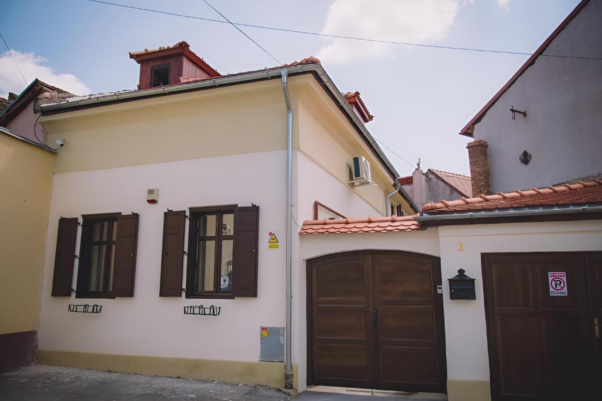 Cochet House Sibiu 아파트 호텔 외부 사진